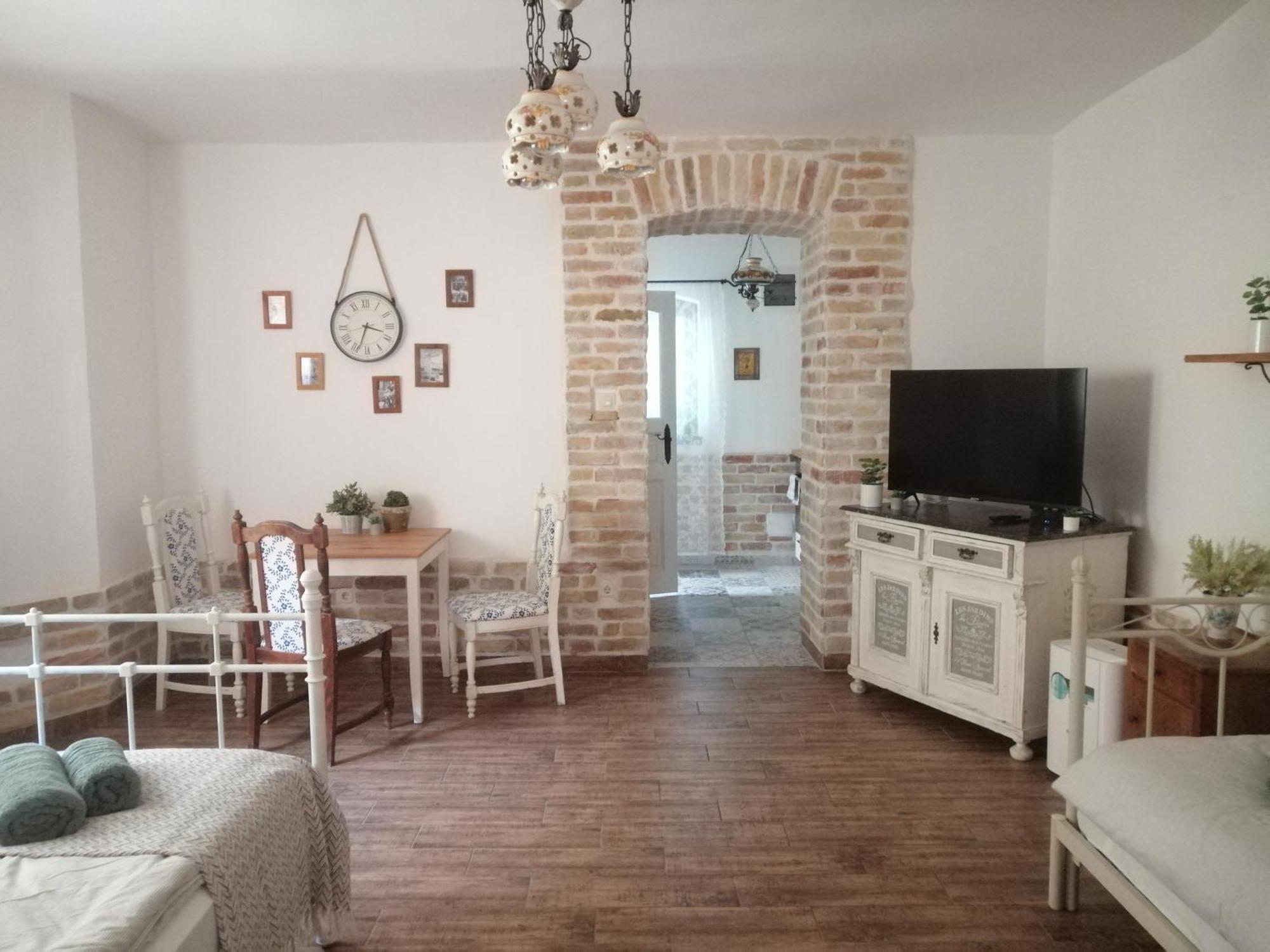Kuria Apartman Budapest With Free Parking 外观 照片
