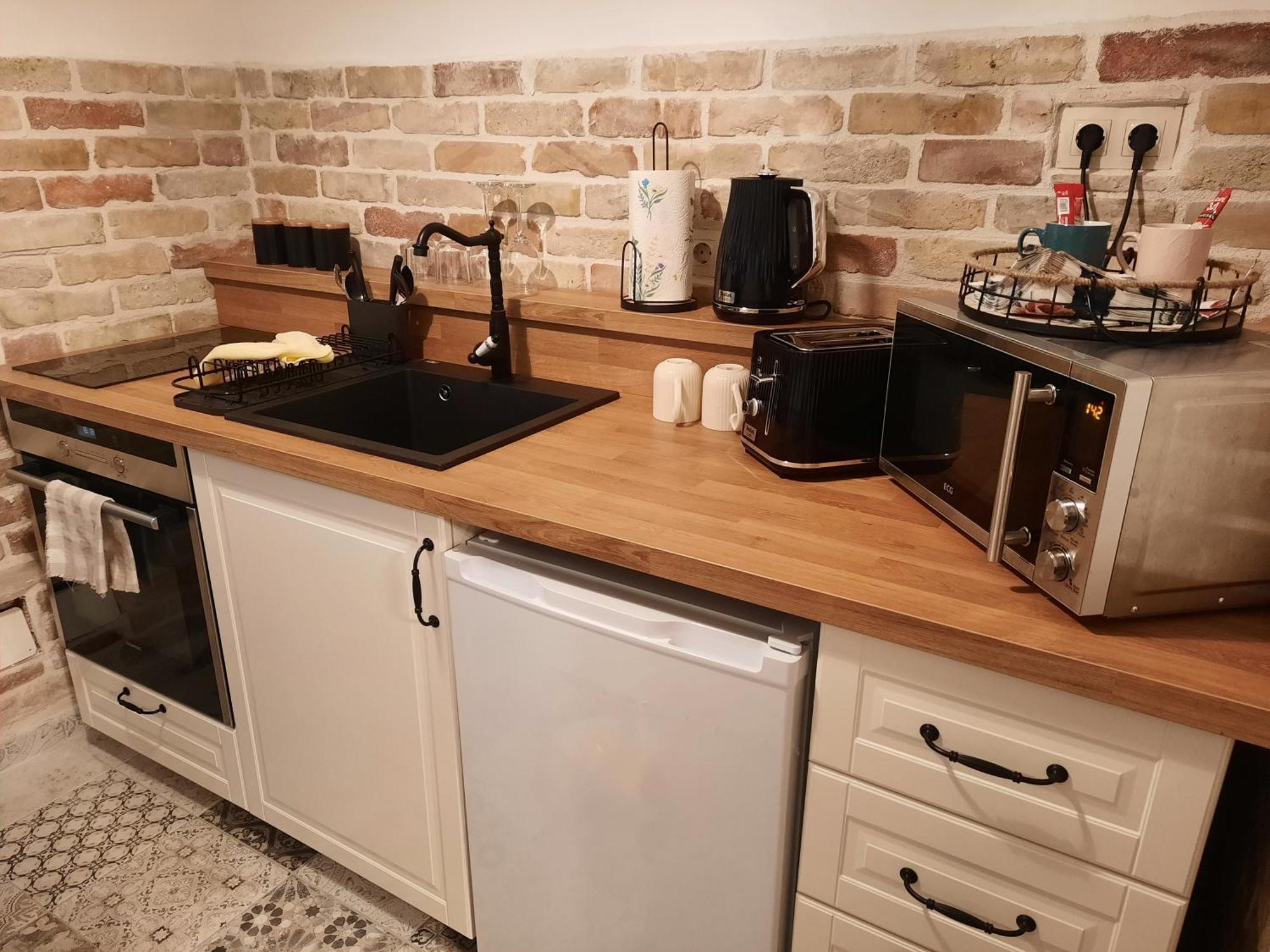 Kuria Apartman Budapest With Free Parking 外观 照片
