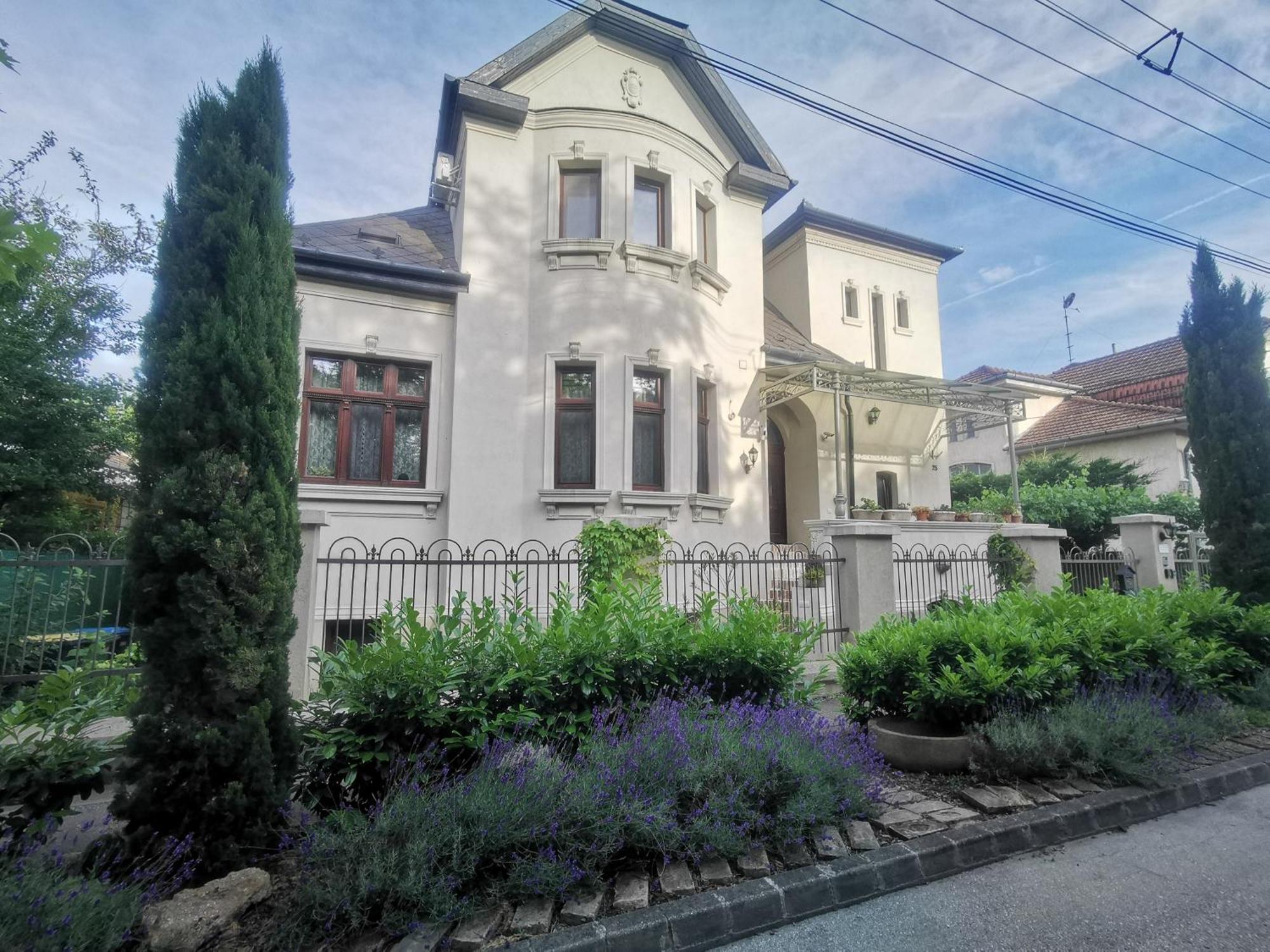Kuria Apartman Budapest With Free Parking 外观 照片